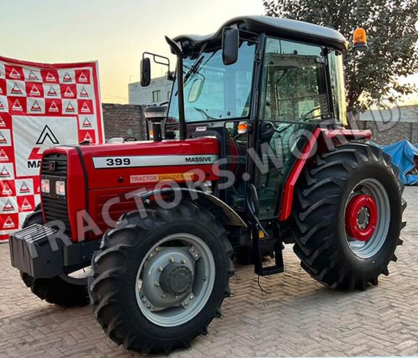 Massive 399 cabin Tractor