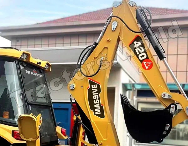 Massive 420 Backhoe loader In Ghana