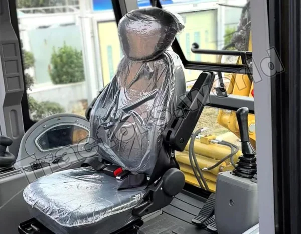 Massive 3CX (Side Shift) Backhoe Loader In Ghana