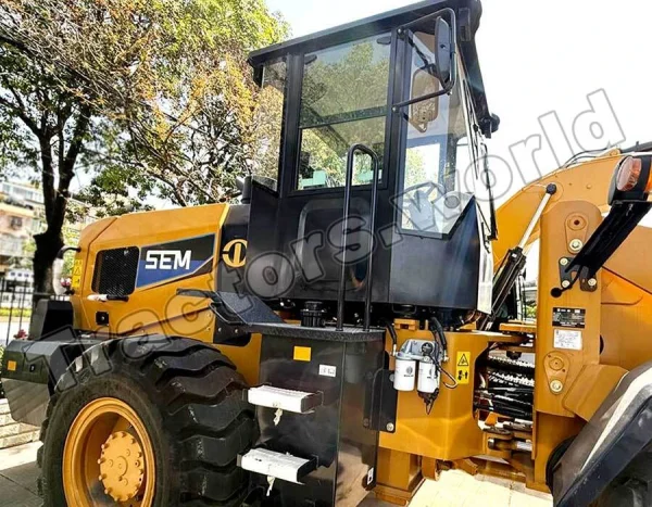 SEM 636F Wheel Loader In Ghana