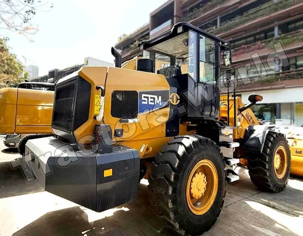 SEM 636F Wheel Loader In Ghana