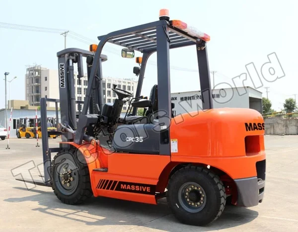 Massive CPCD35 Forklift In Ghana